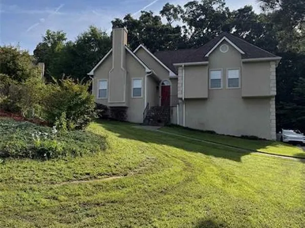 5697 Glandor Dr SE, Mableton, GA 30126
