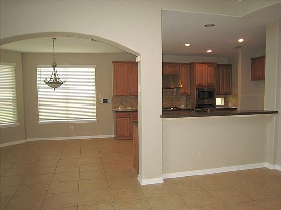 5th image of 2002 Shoal Ct