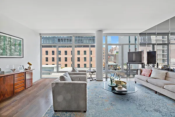 Rented by Isaacs Ganz Real Estate | media 19
