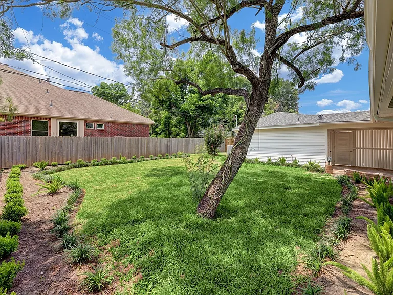 3807 Murworth Dr — Photo 15