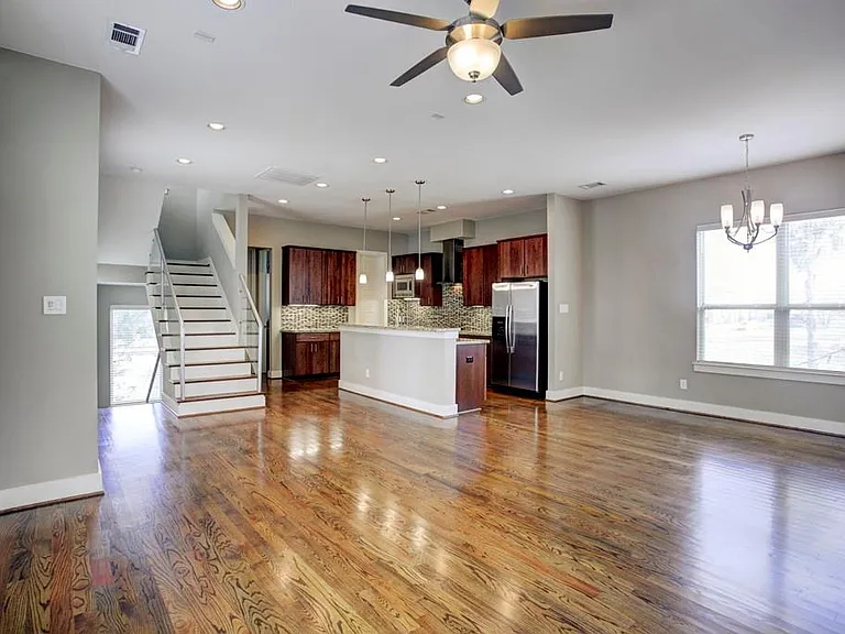 1535 Malone St — Photo 13