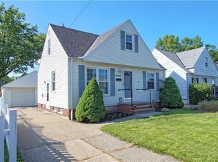 29917 Elgin Rd, Wickliffe, OH 44092