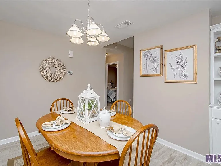 5245 Cumberland Cove Dr — Photo 7