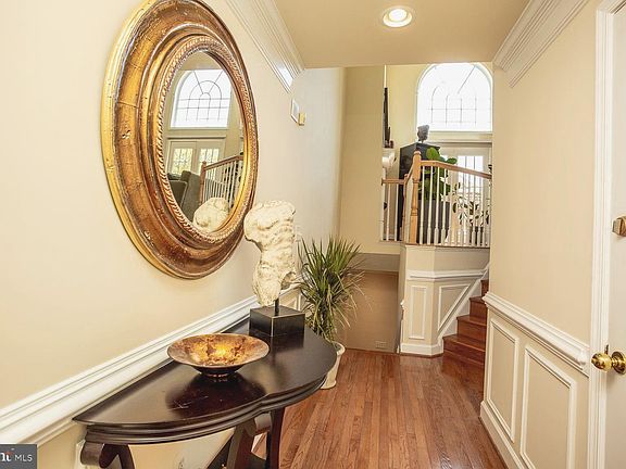 2nd image of 2509 Hunton Pl