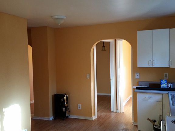 4th image of 7119 Pacific Highway E # Upper Floor