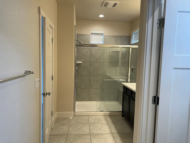 14343 Sherman Blvd — Photo 38