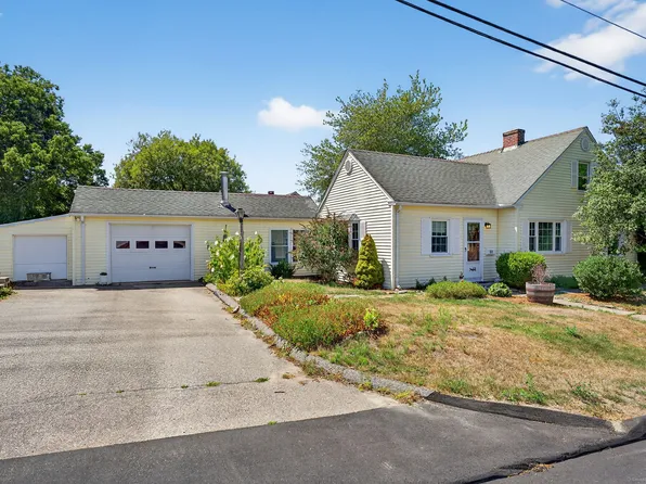 32 South Broad Street, Stonington, CT 06379