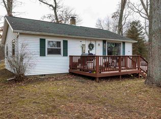 2471 W Ludington Dr, Farwell, MI