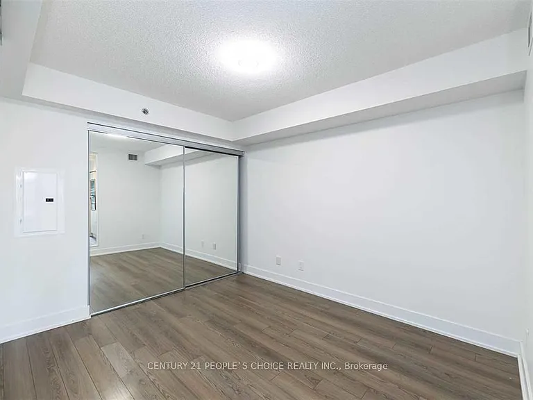 318 Richmond St W #715 — Photo 6