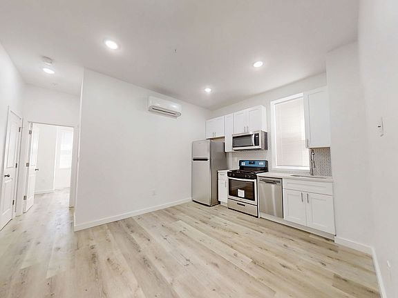 4th image of 5703 W Girard Ave #2F