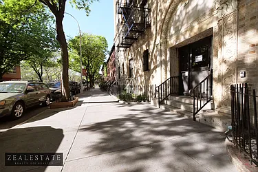 Rented by ZealEstate Group Inc