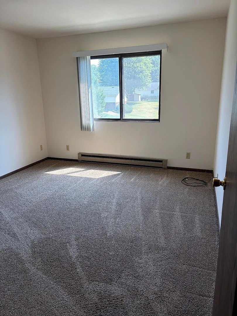 Oakfield Apts., LLC — Photo 4