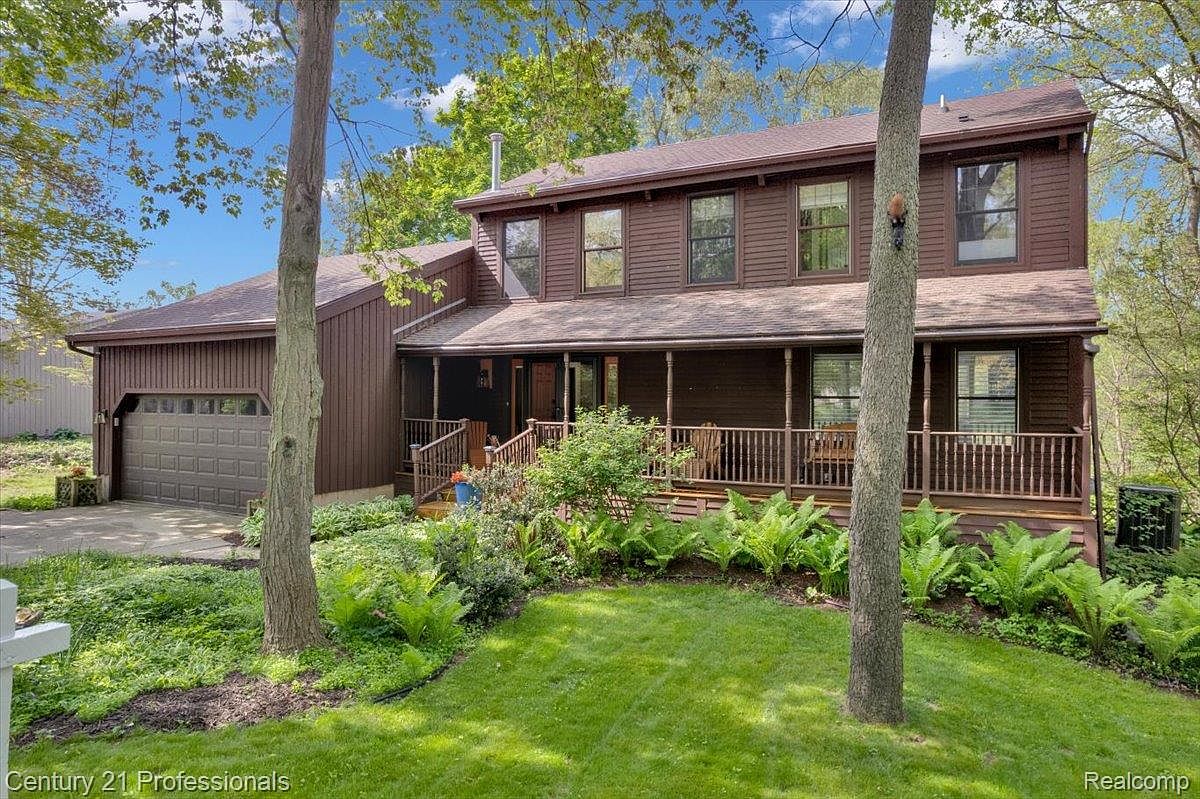 1155 Teakwood Cir, Haslett, MI 48840 | Zillow