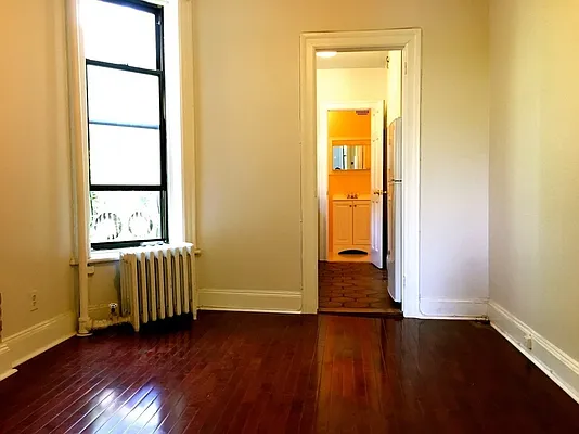 Rented by Frank Valvo Real Estate | media 51