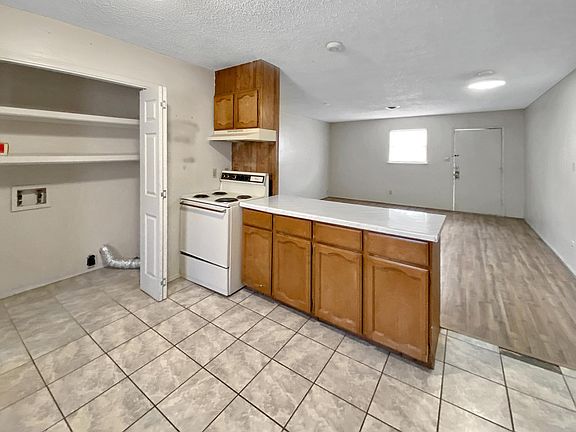 5th image of 105 E Wolfcamp Dr APT 3