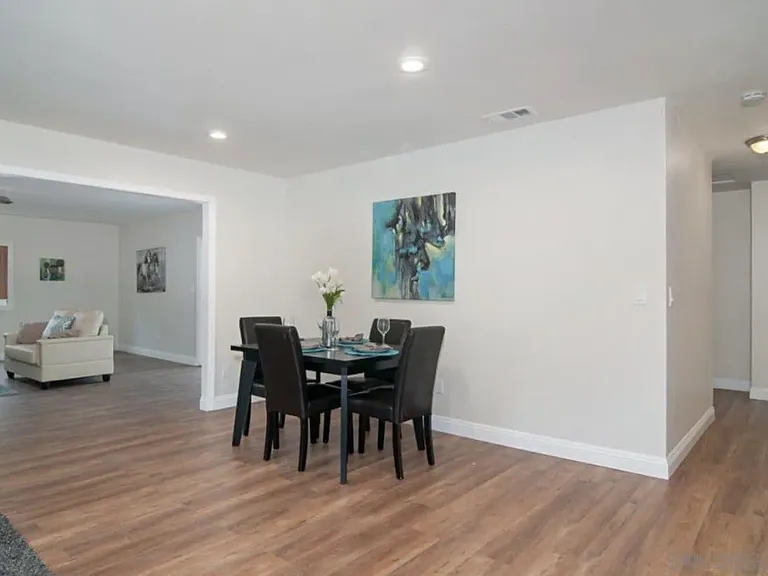 5835 Division St — Photo 15