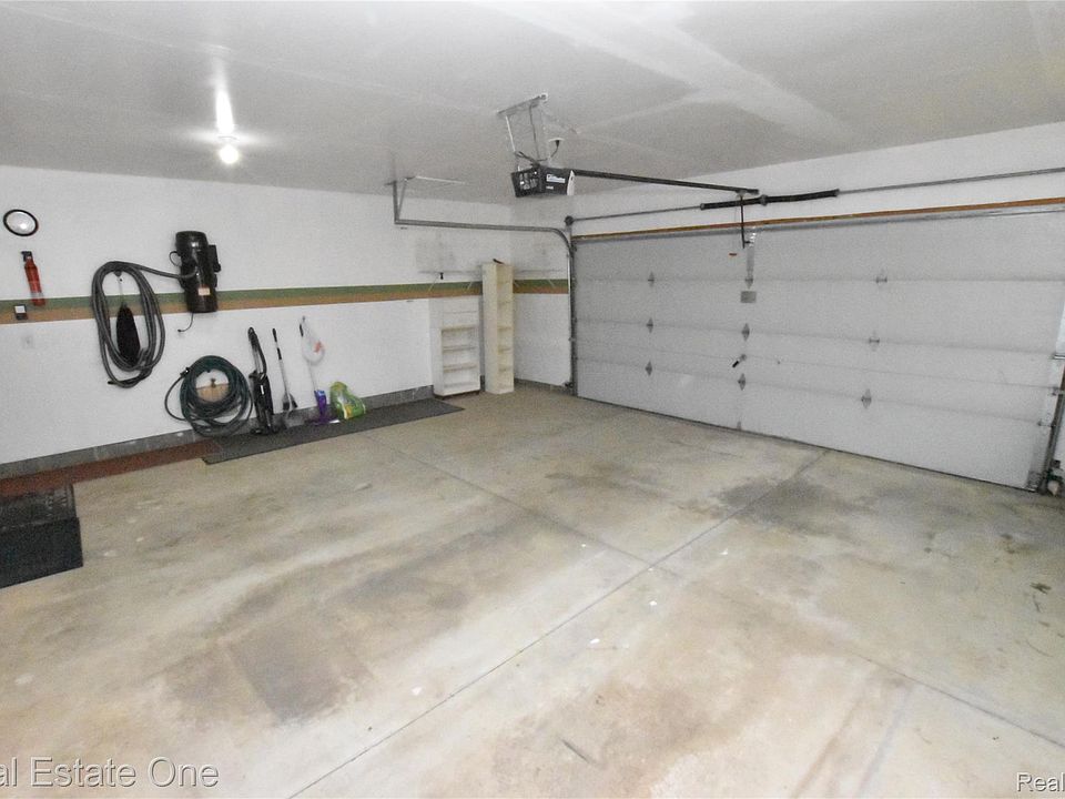 169 S Vista, photo 23