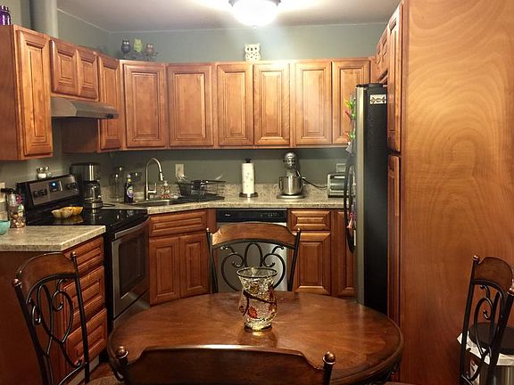 4th image of 271 Anderson Village Ln