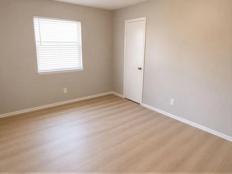 2130 Union Mill Rd — Photo 17