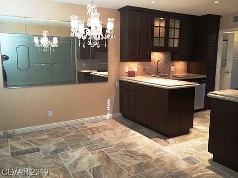 3rd image of 3125 Pinehurst Dr APT C