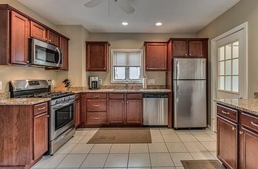 2nd image of 274 Essex Ave