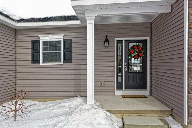 1st image of 06 Julia Cir