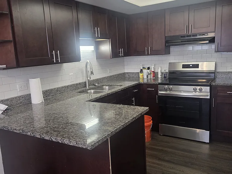 3931 W 115th St #2E — Photo 3
