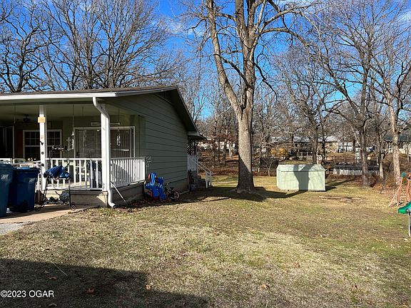 3rd image of 501 Leisure Ln