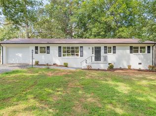 1120 Oakwood Acres Rd, Asheboro, NC 27205