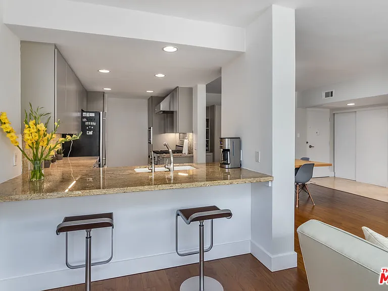 8787 Shoreham Dr #903 — Photo 11