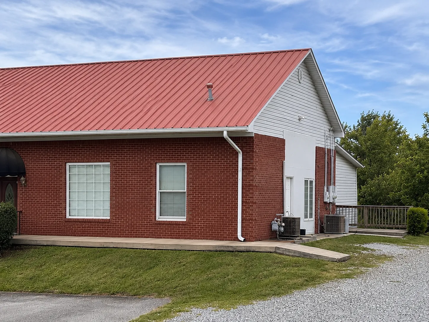 2 bed, $875 — Photo 1