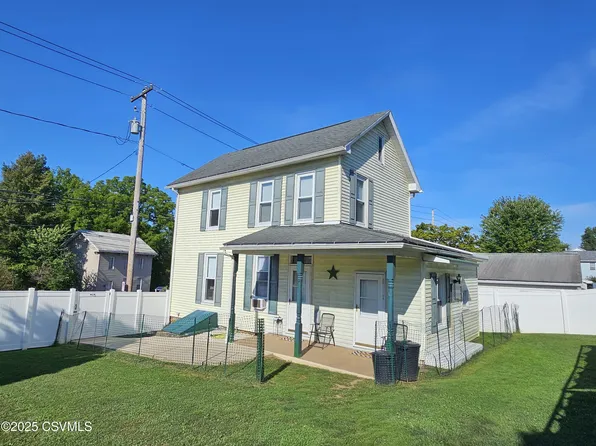 724 Duke St, Northumberland, PA 17857
