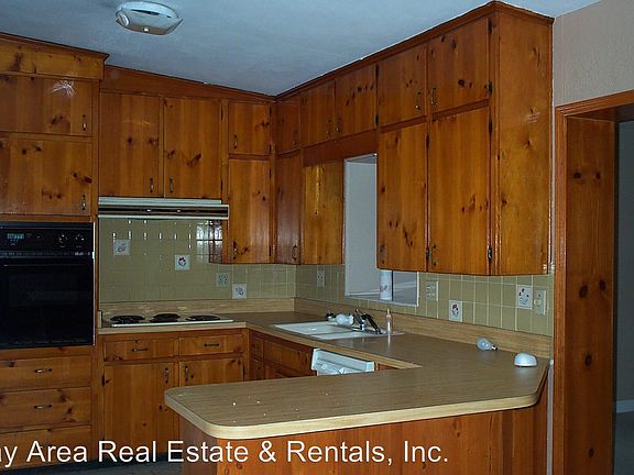 4th image of 4810 N Collins Ln