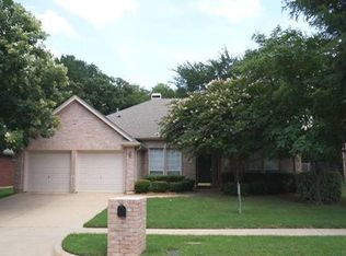 6511 Forest Park Dr, Arlington, TX 76001