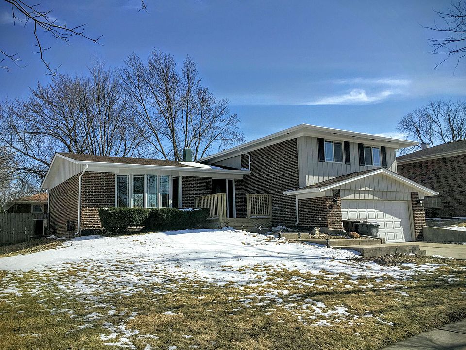 1st image of 15405 Cherry Ln