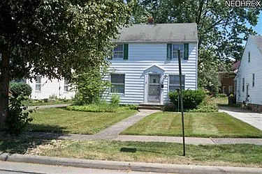 20908 Kenyon Dr photo 1