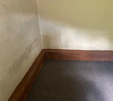 4th image of 550 Terrace Ave