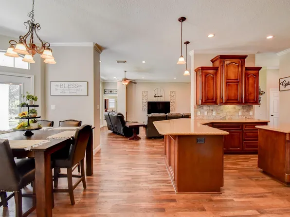 7547 County Road 684d, Sweeny, TX 77480