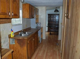 12750 SE Sunset Harbor Rd, Weirsdale, FL 32195