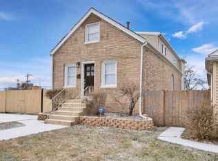 11018 S Whipple St, Chicago, IL 60655
