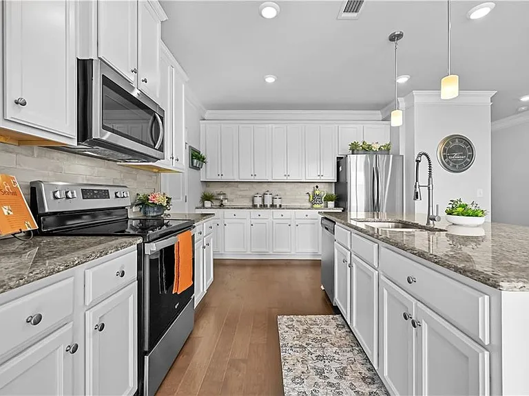 3229 Weyhill Way — Photo 8