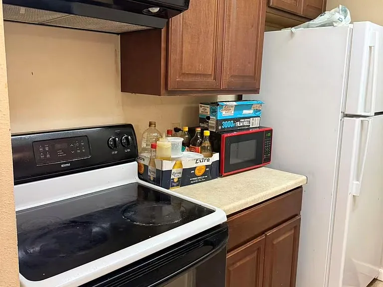 10075 Westpark Dr #52 — Photo 5