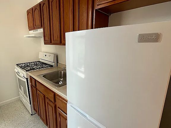 3rd image of 1411 Coney Island Ave #2B