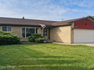 17433 Goddard Rd, Southgate, MI 48195