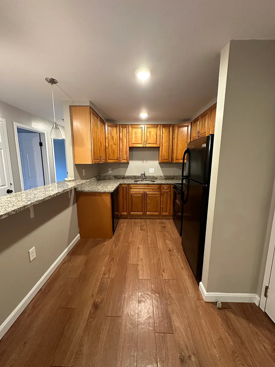 Building Photo - 746 Highland Ave #321N