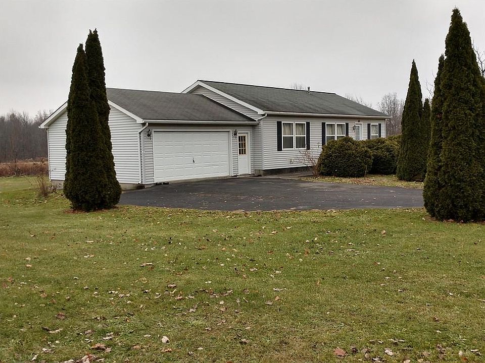 1st image of 1657 Oak Leaf Ln