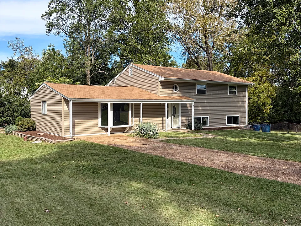 1255 Vero Ln