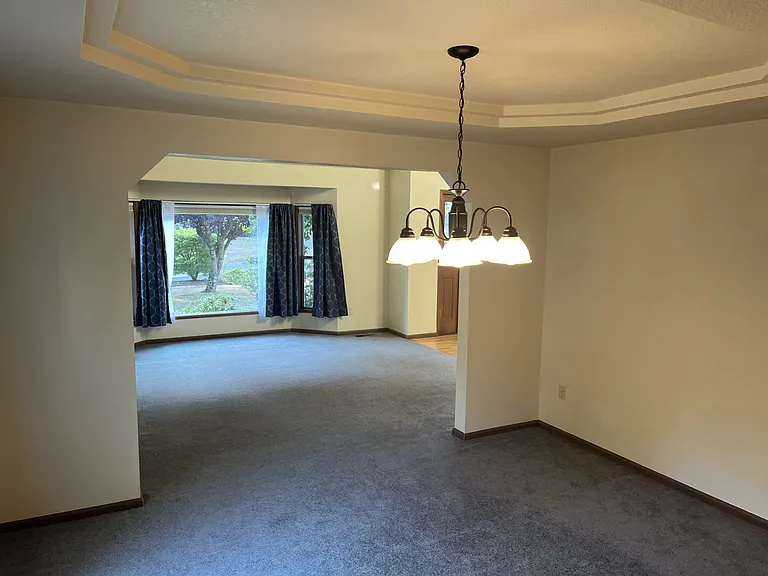 7410 Lazy South Ln NE — Photo 14