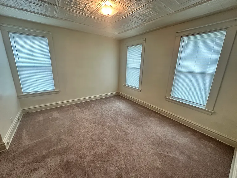 20 Ruby Ave #18-1/2 — Photo 6