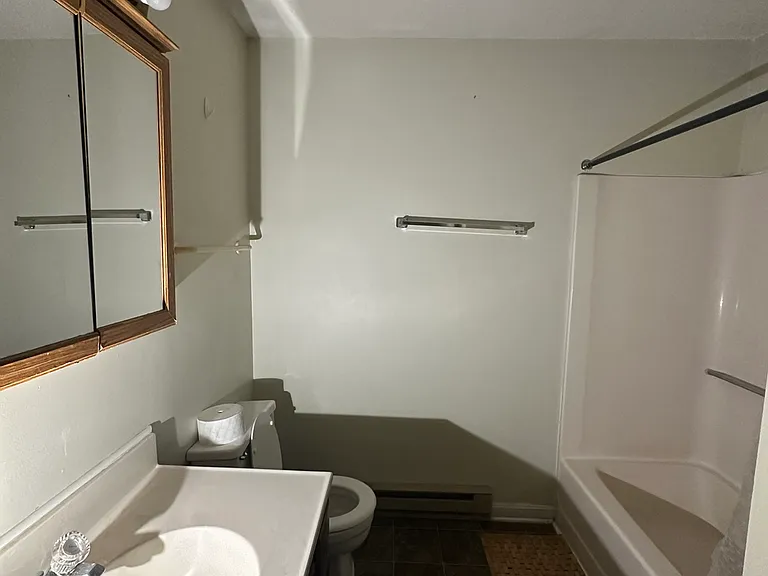 31 Hyde St #4 — Photo 9